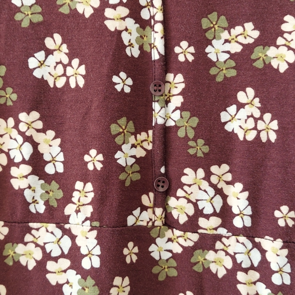 DE Collection Top - Picture 2 of 2